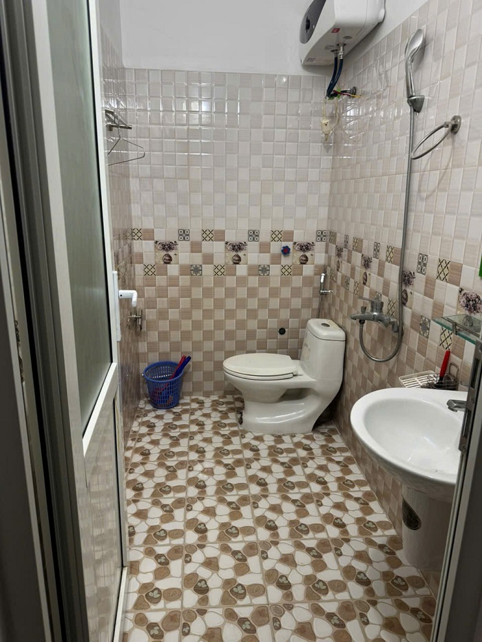 BÁN NHÀ NGÕ 100 ĐƯỜNG NGUYỄN BỈNH KHIÊM, NGÔ QUYỀN, HẢI PHÒNG – NHÀ ĐẸP, GIÁ TỐT.